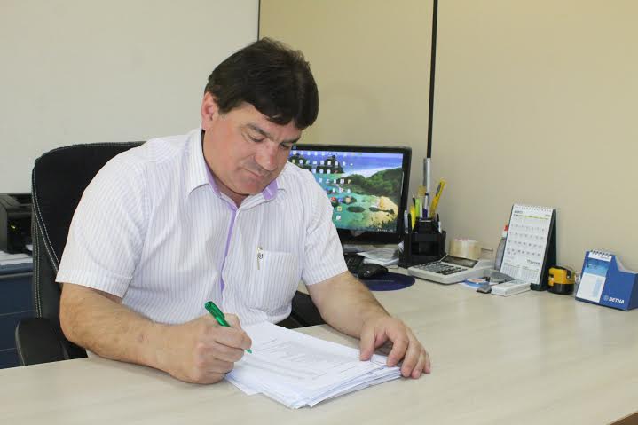 Secretário Valmir Carradore (Foto: Itaionara Recco)