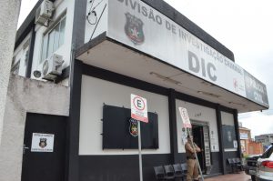 DIC detém adolescente acusado de cometer três homicídios em Criciúma