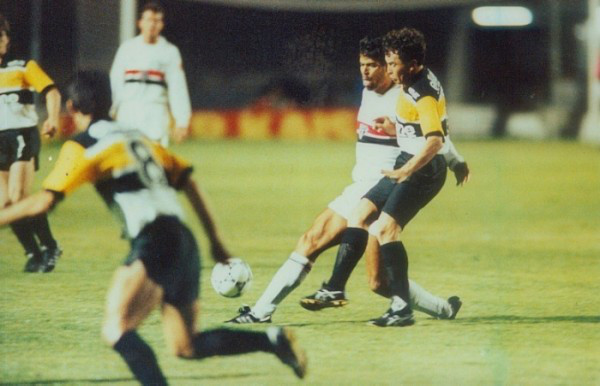 Há 25 anos, o Criciúma era Santa Catarina na Libertadores