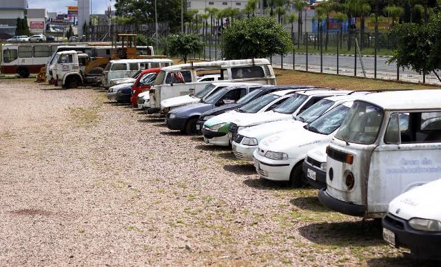 Veículos serão leiloados no Parque das Nações, em Criciúma