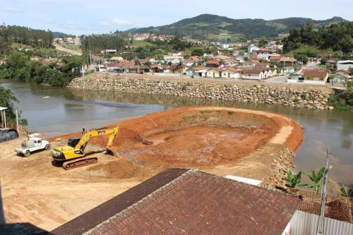 Construção da segunda ponte de São Ludgero está quarta fase de execução