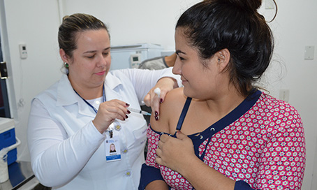 Com Dia D, região atinge 77% da meta de vacinação