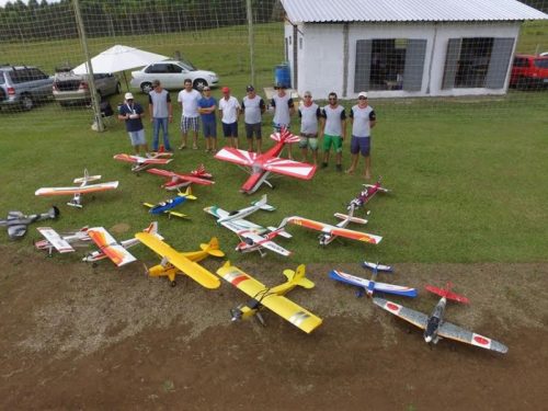 Região recebe campeonato amador de acrobacias com aeromodelos
