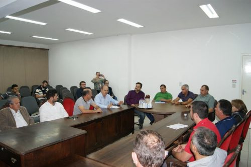Vereadores participam de reunião sobre cursos profissionalizantes da Satc em Içara