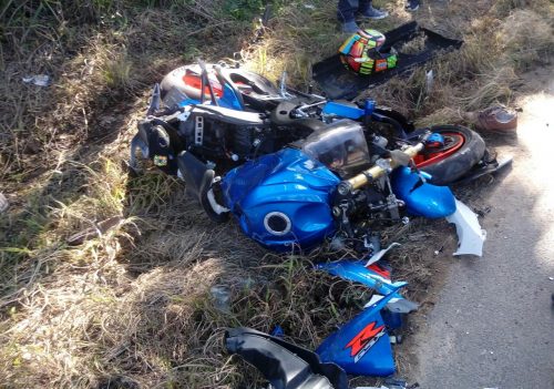 Motociclista fica gravemente ferido após colidir com carro na SC-108, em Urussanga