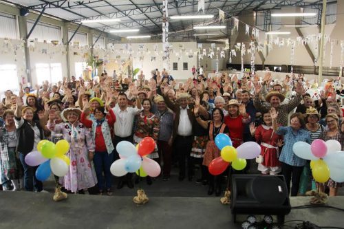 Festa Junina da Terceira Idade reúne idosos do município em Lauro Müller2
