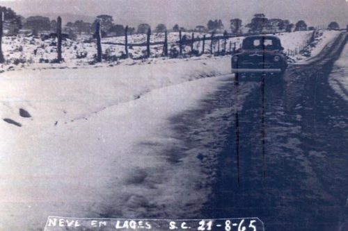Neve em Lages em agosto de 1965, dois anos antes da grande nevasca registrada em São Joaquim
