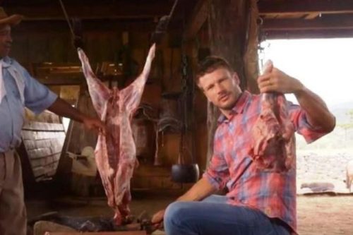 Rodrigo Hilbert é intimado a depor após polêmica sobre abate de cordeiro em programa na TV