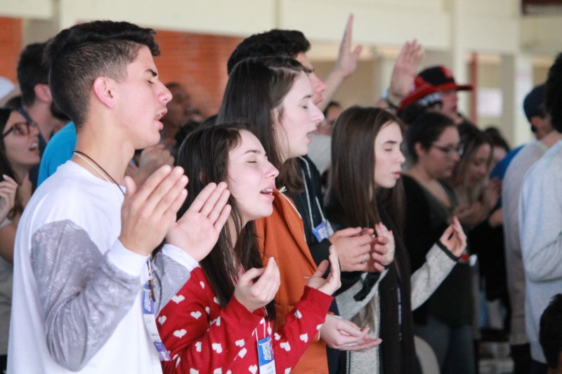 Maranathá reúne jovens no Santuário Diocesano Nossa Senhora de Caravaggio
