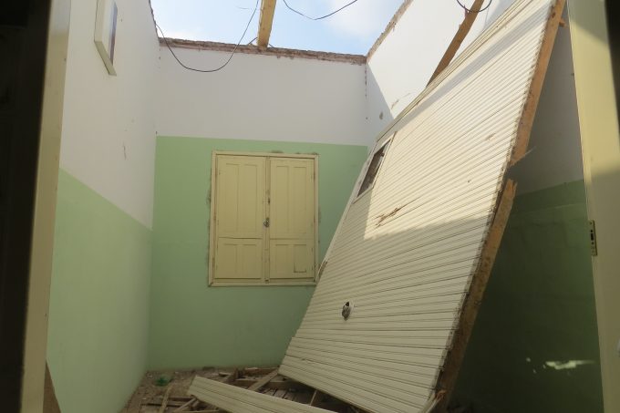Parte do telhado do Hospital de Caridade de Jaguaruna sofre queda