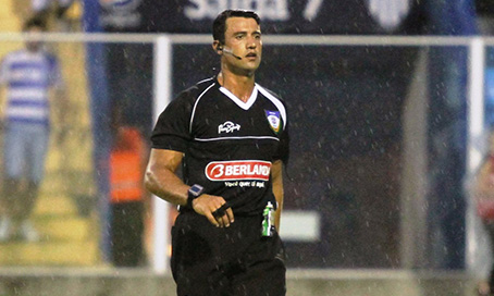 Árbitro de Imbituba apitou partida que consagrou o Corinthians campeão brasileiro