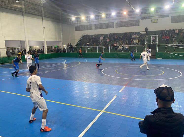 Sábado é marcado pelas disputas da semifinal do Interbairros de Futsal em Lauro Müller