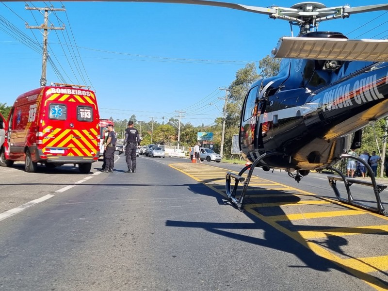 Motociclista fica gravemente ferida após colisão com caminhonete na SC-445, em Içara